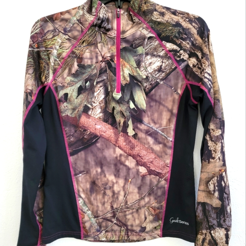 Gander Mountain Guide Series with a quarter zipper & purple trim Women's Small